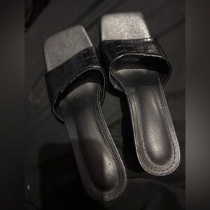 Chunky heel sandals
